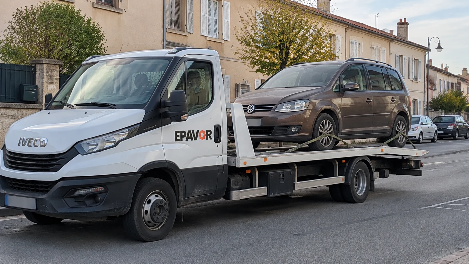 Illustration d’un enlèvement d’épave à Gimont avec une dépanneuse — service d’épaviste.